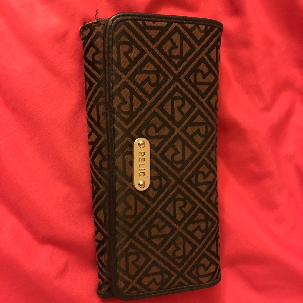 Relic wallet